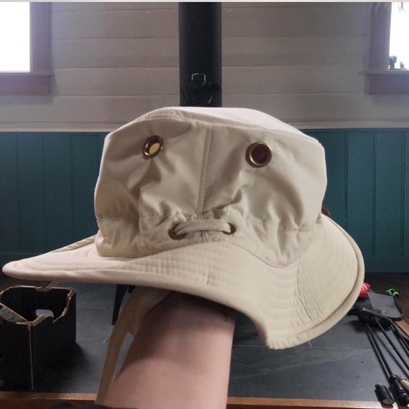 The Tilley Hat Original - Picture 4 of 5